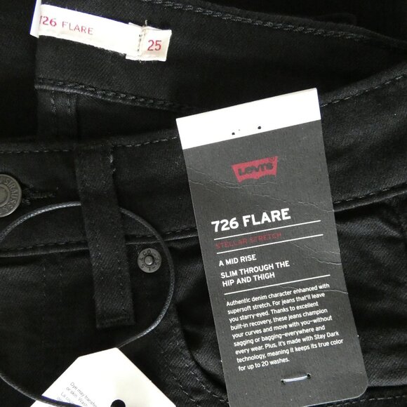 Levi's 726 High Rise Flare - Picture 4 of 8